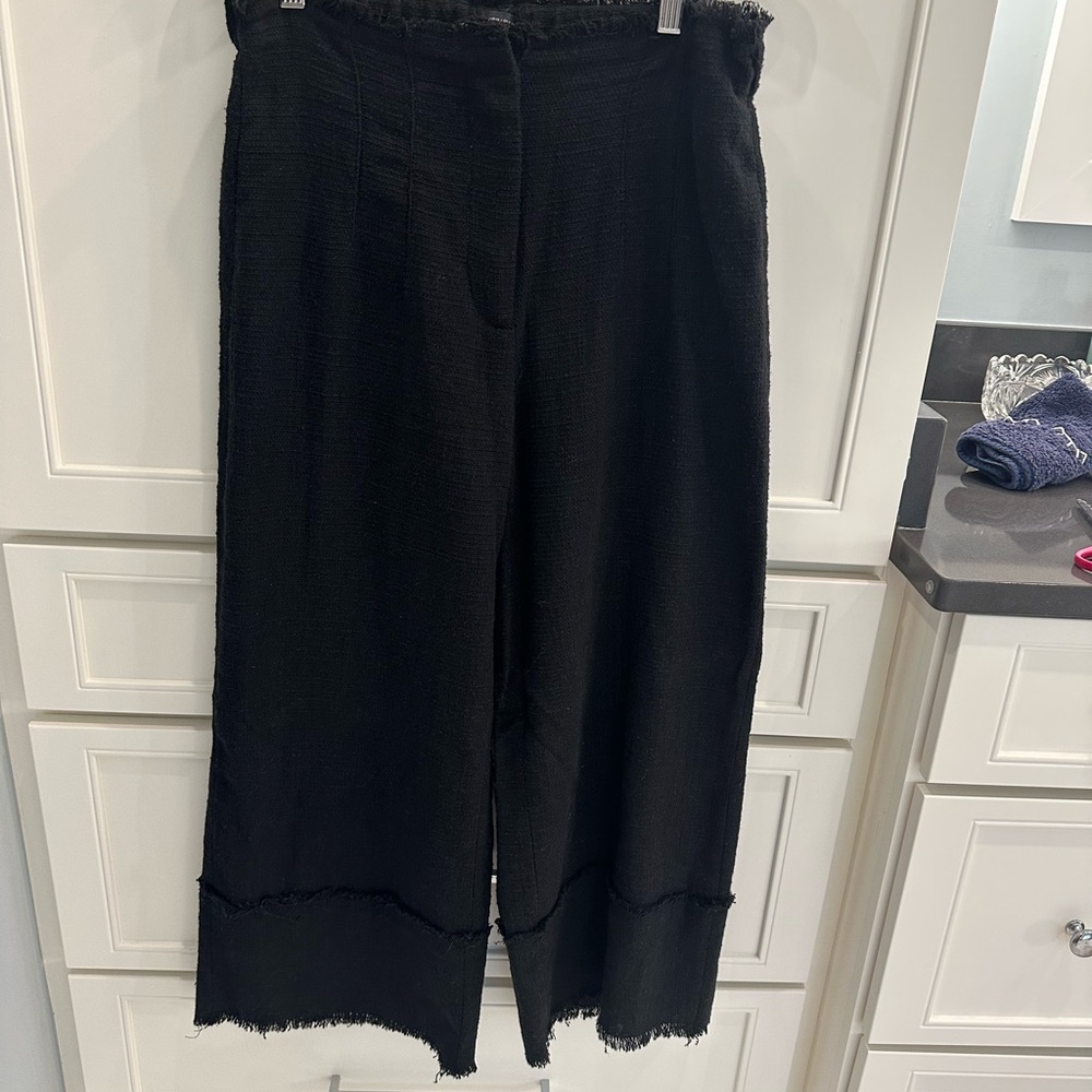 Zara Elegant Black Textured Trousers